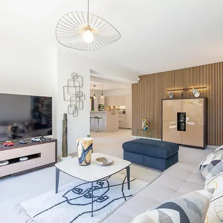 Akemi By Interhome *